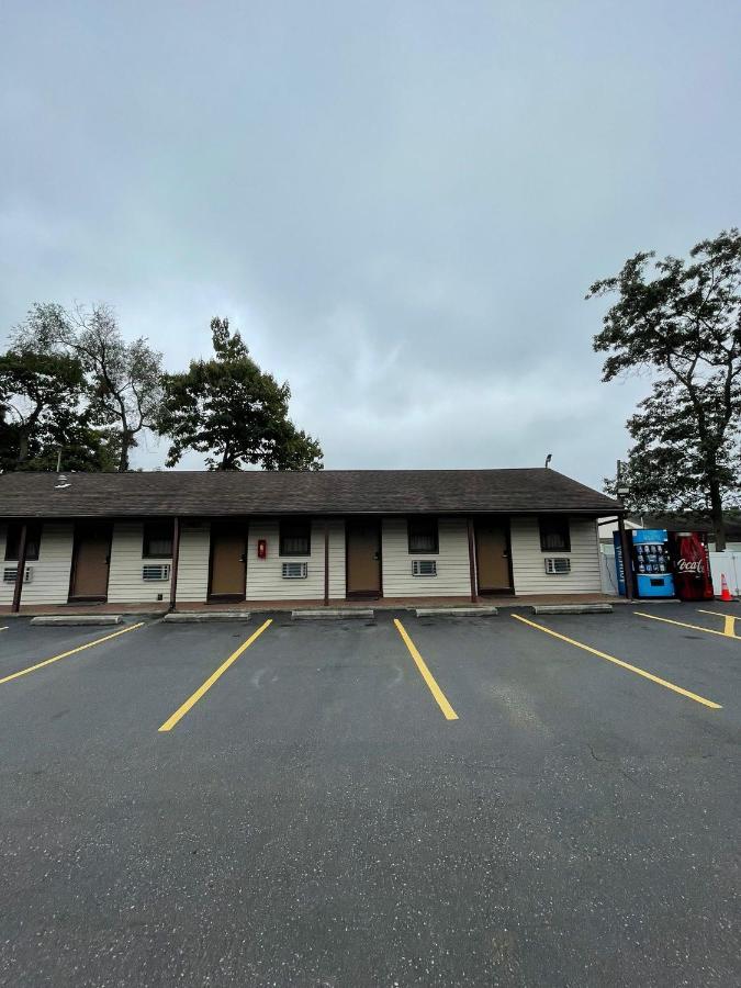 112 Motel Medford Exterior photo