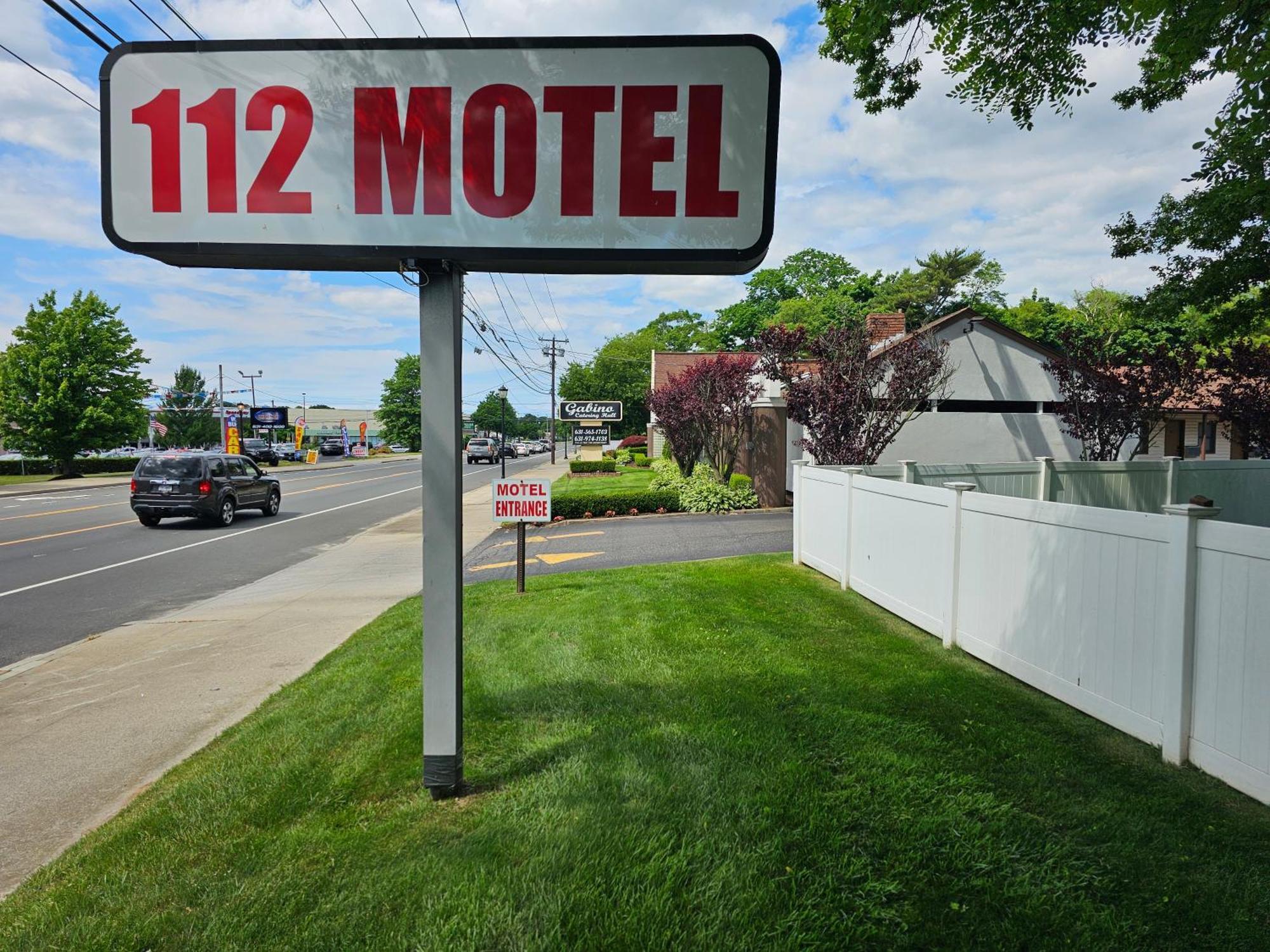 112 Motel Medford Exterior photo